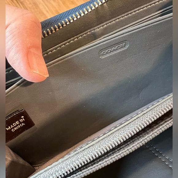 Coach Patent Embossed Monogram Logo Sapphire Blue Zip Around Wallet - Picture 8 of 10